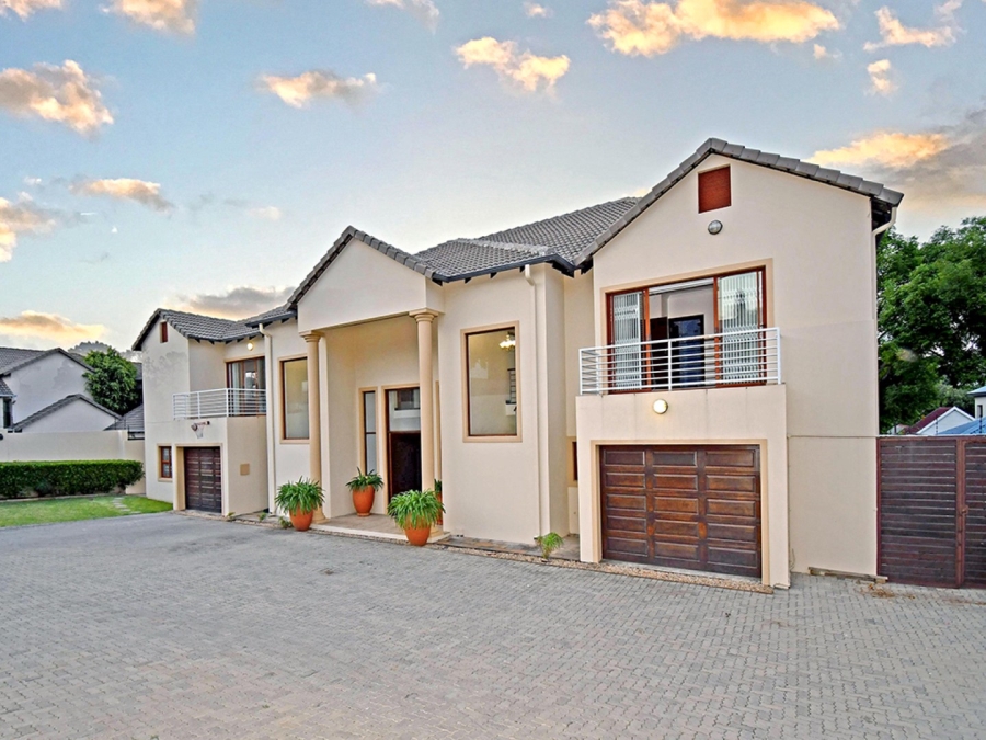 6 Bedroom Property for Sale in Bryanston Gauteng