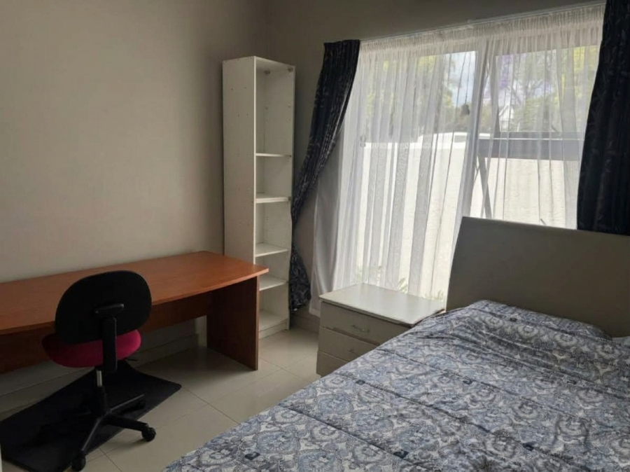 To Let 3 Bedroom Property for Rent in Benmore Gardens Gauteng