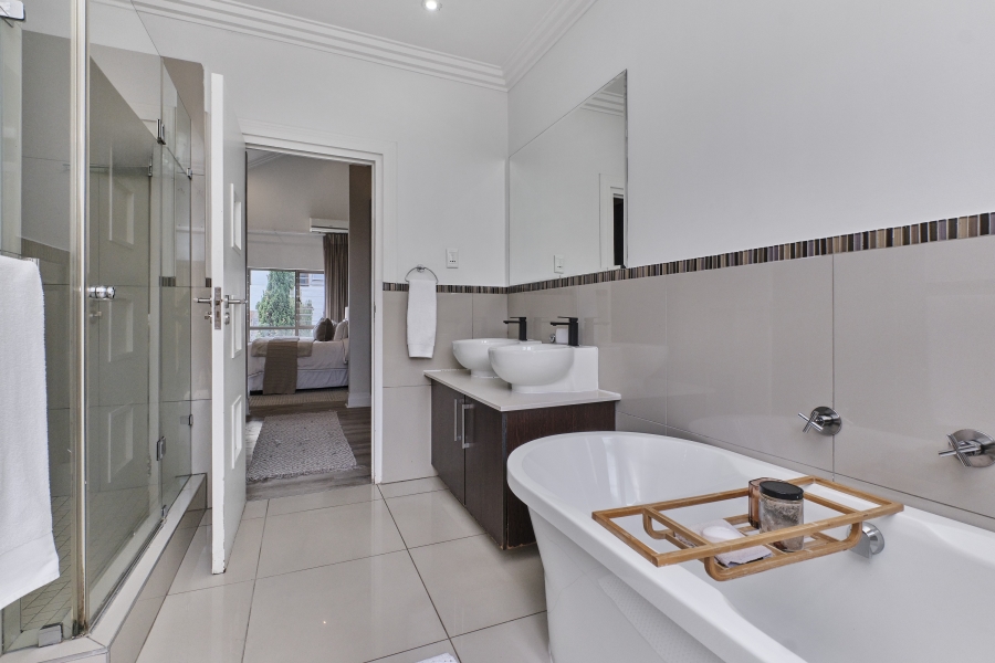 3 Bedroom Property for Sale in Bryanston Gauteng