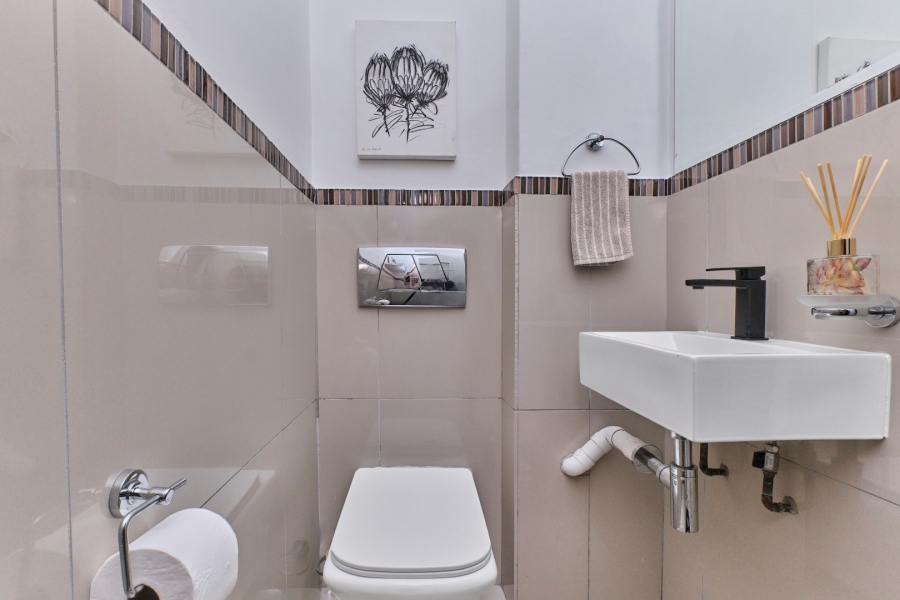 3 Bedroom Property for Sale in Bryanston Gauteng