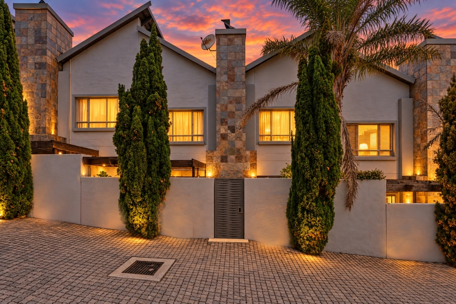 3 Bedroom Property for Sale in Bryanston Gauteng