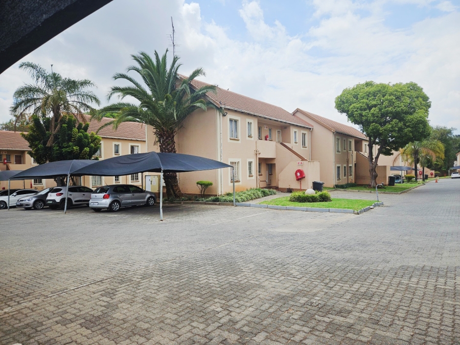 3 Bedroom Property for Sale in Kew Gauteng