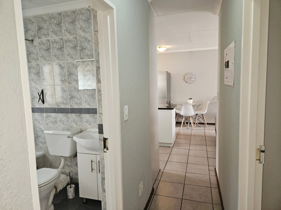 3 Bedroom Property for Sale in Kew Gauteng