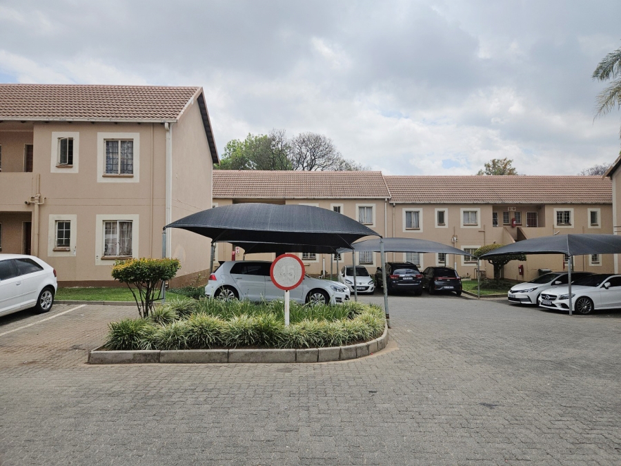 3 Bedroom Property for Sale in Kew Gauteng