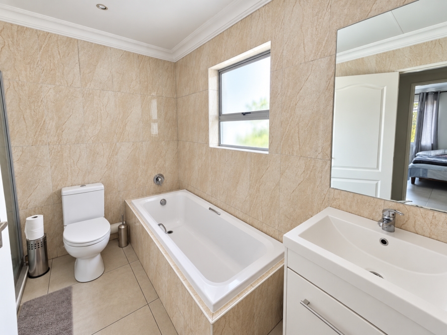 3 Bedroom Property for Sale in Ferndale Gauteng