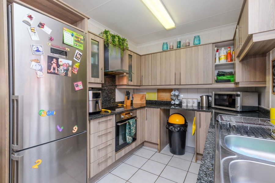 2 Bedroom Property for Sale in Allens Nek Gauteng