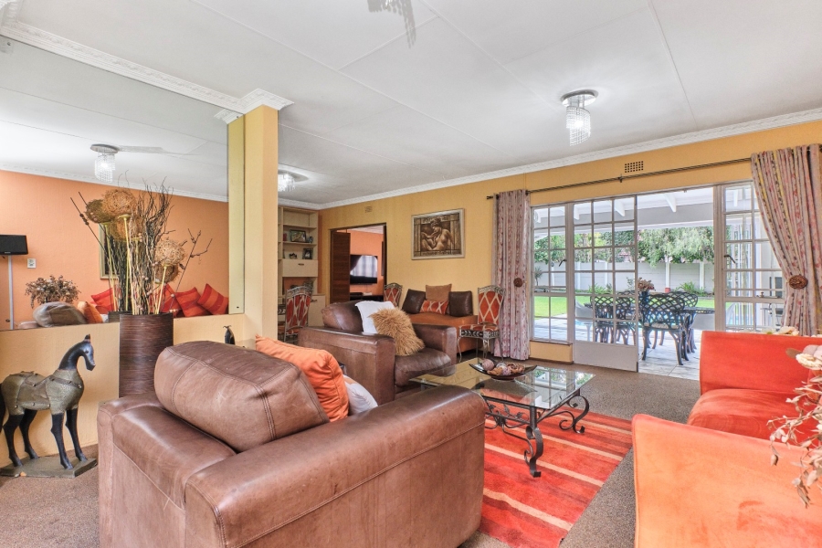 3 Bedroom Property for Sale in Gallo Manor Gauteng