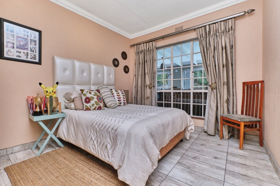 3 Bedroom Property for Sale in Gallo Manor Gauteng