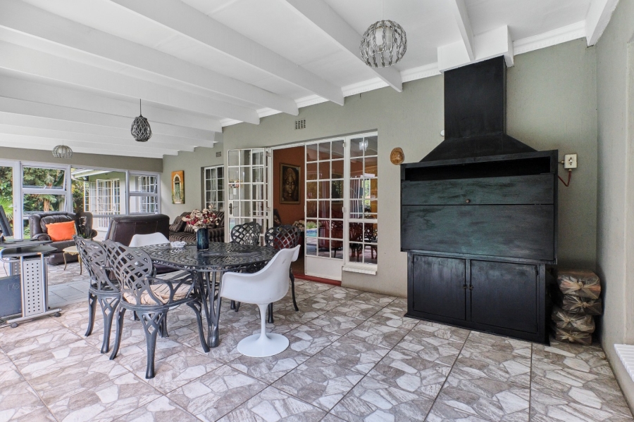 3 Bedroom Property for Sale in Gallo Manor Gauteng