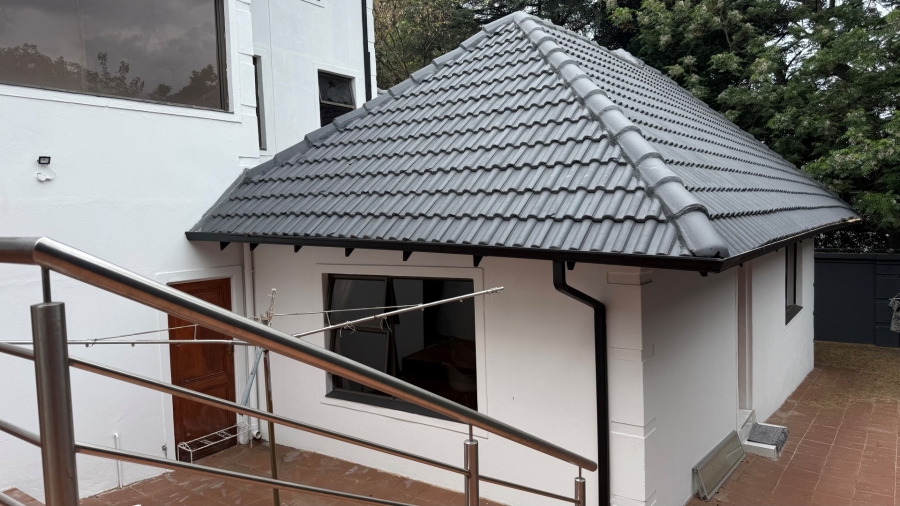 To Let 2 Bedroom Property for Rent in Bryanston Gauteng