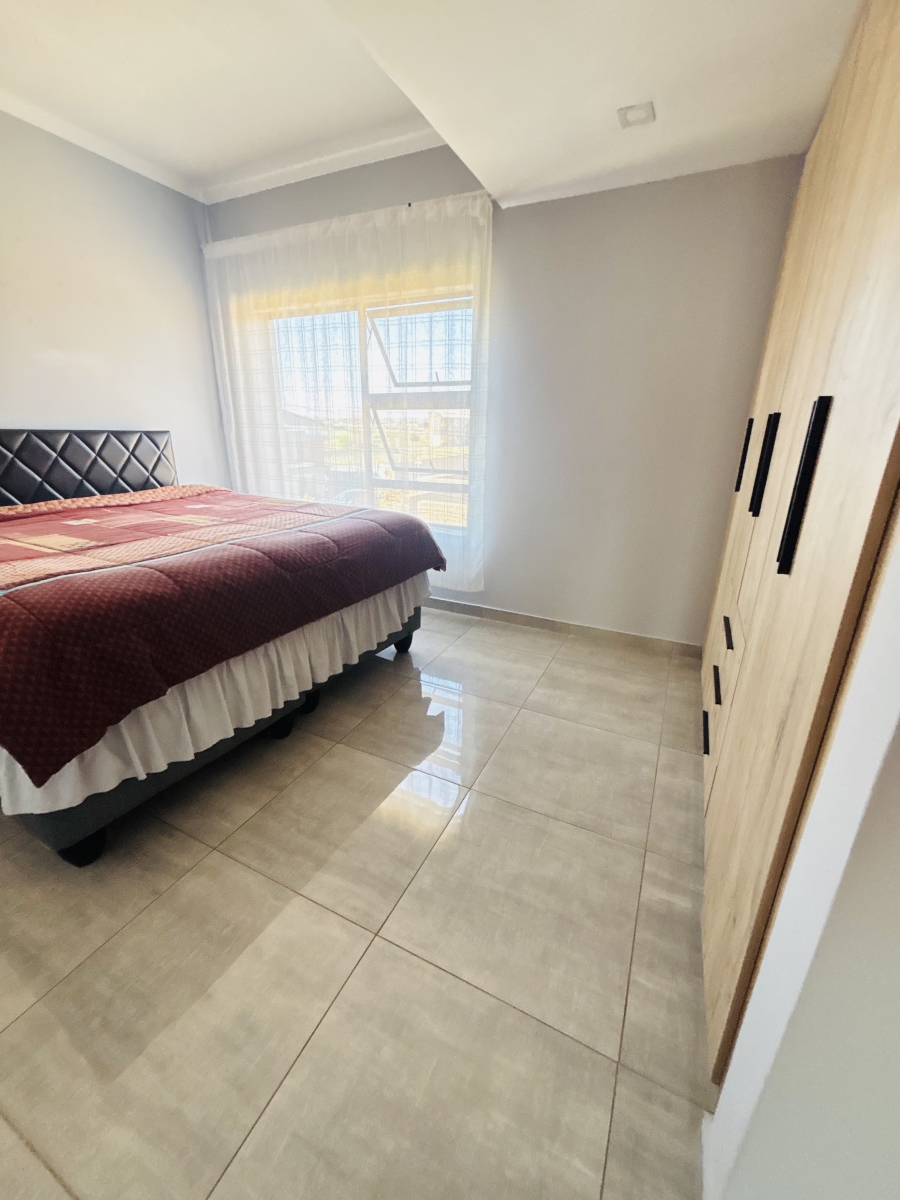 4 Bedroom Property for Sale in Clayville Gauteng