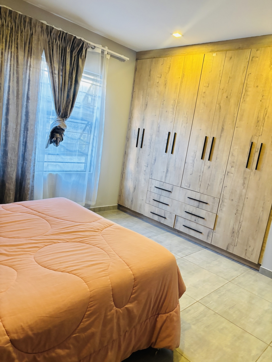4 Bedroom Property for Sale in Clayville Gauteng