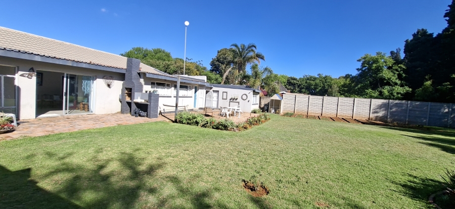 To Let Commercial Property for Rent in Monument Gauteng