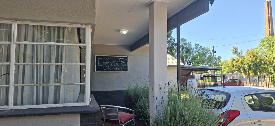 To Let Commercial Property for Rent in Monument Gauteng