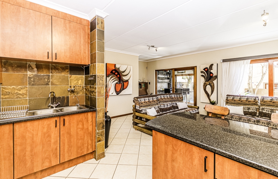 2 Bedroom Property for Sale in Noordheuwel Gauteng