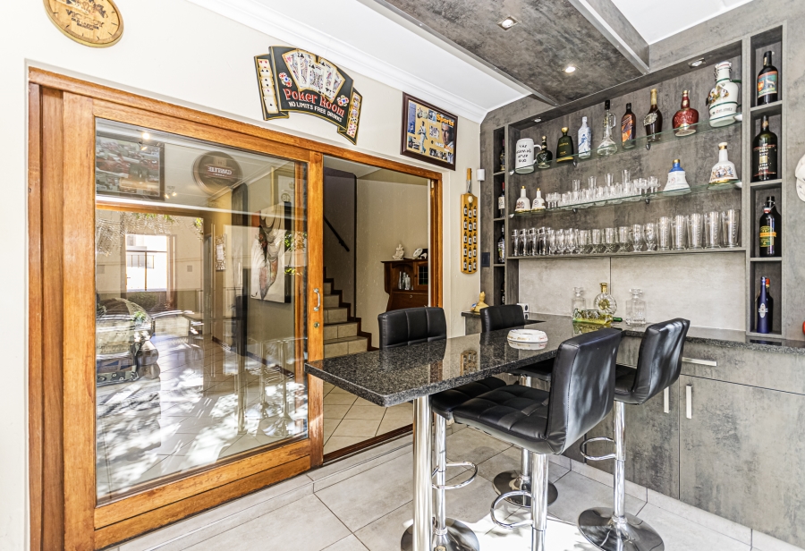 2 Bedroom Property for Sale in Noordheuwel Gauteng