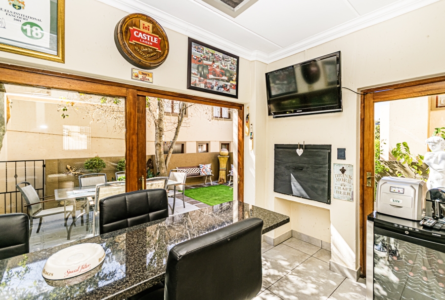2 Bedroom Property for Sale in Noordheuwel Gauteng