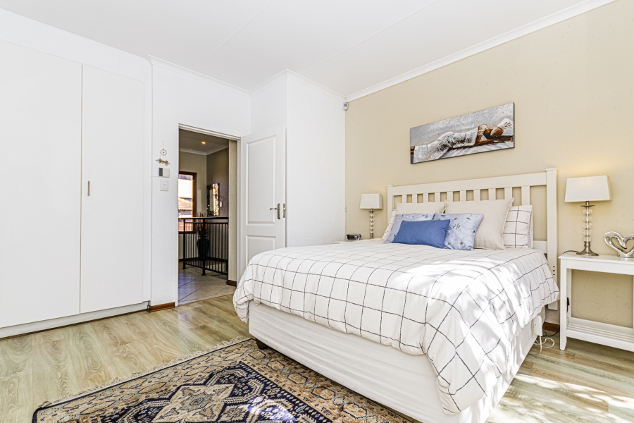 2 Bedroom Property for Sale in Noordheuwel Gauteng