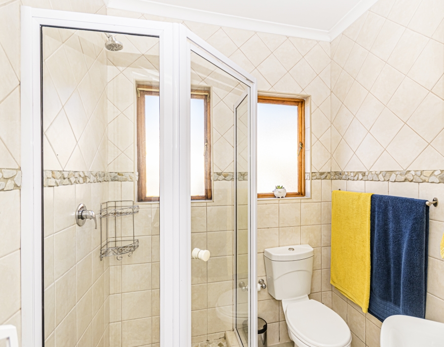 2 Bedroom Property for Sale in Noordheuwel Gauteng