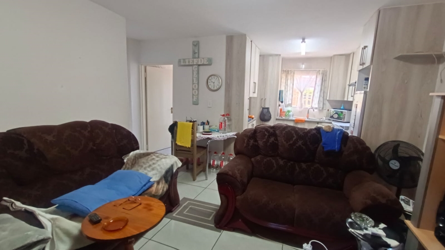 2 Bedroom Property for Sale in Helikonpark Gauteng