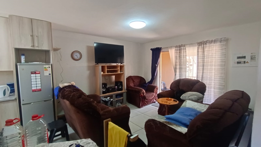 2 Bedroom Property for Sale in Helikonpark Gauteng