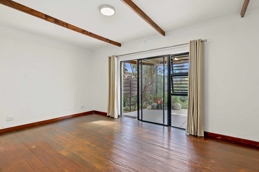 3 Bedroom Property for Sale in Darrenwood Gauteng