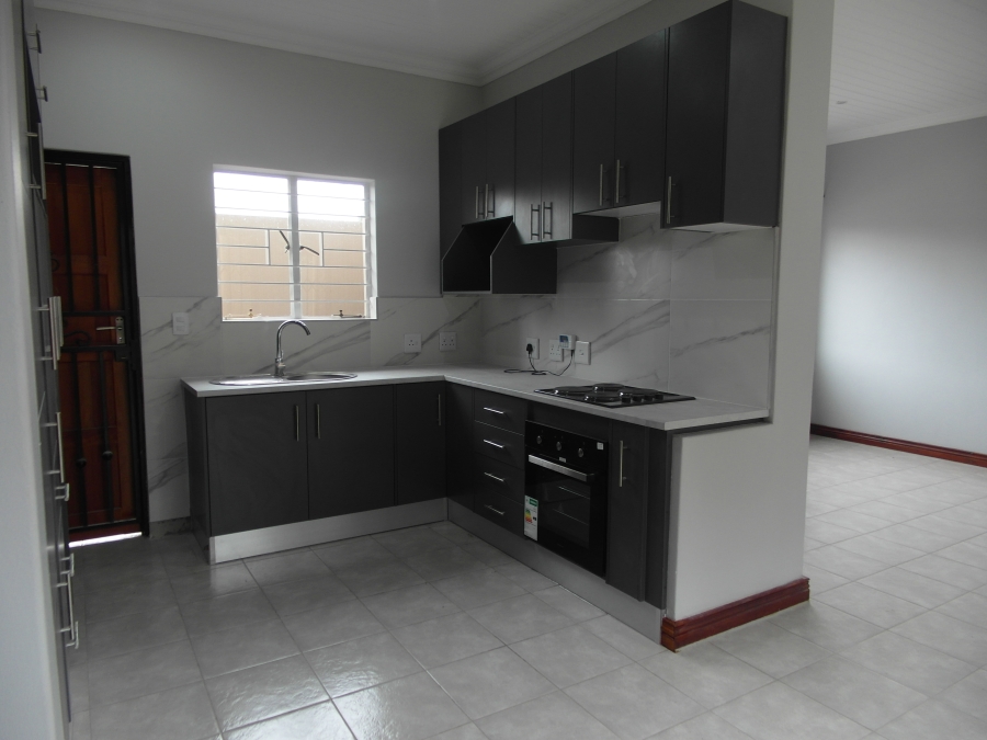 To Let 2 Bedroom Property for Rent in East Town Gauteng