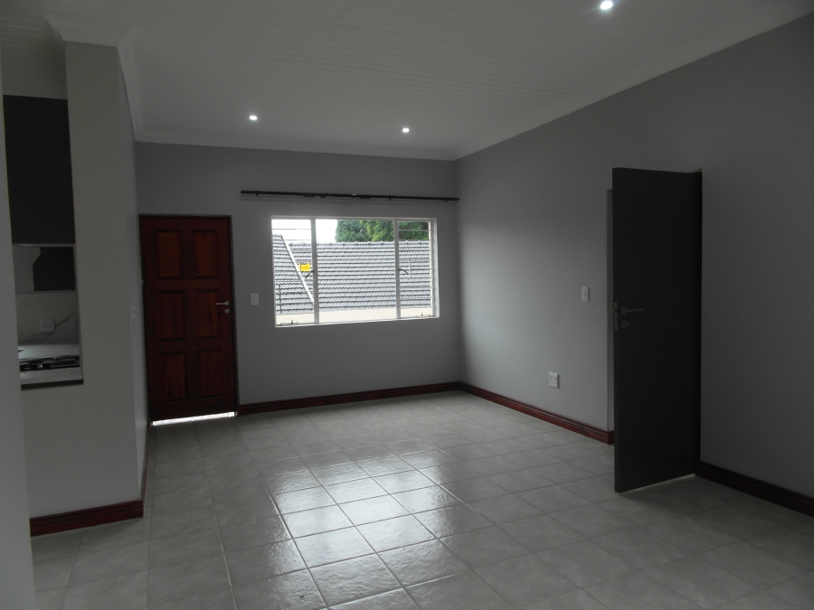 To Let 2 Bedroom Property for Rent in East Town Gauteng