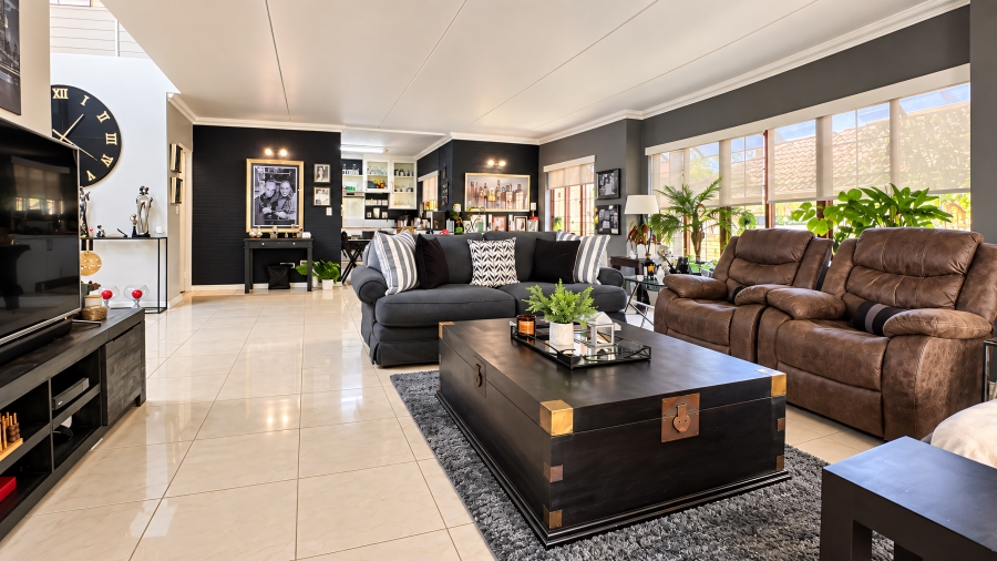 3 Bedroom Property for Sale in Beverley Gauteng