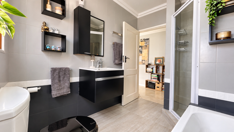 3 Bedroom Property for Sale in Beverley Gauteng