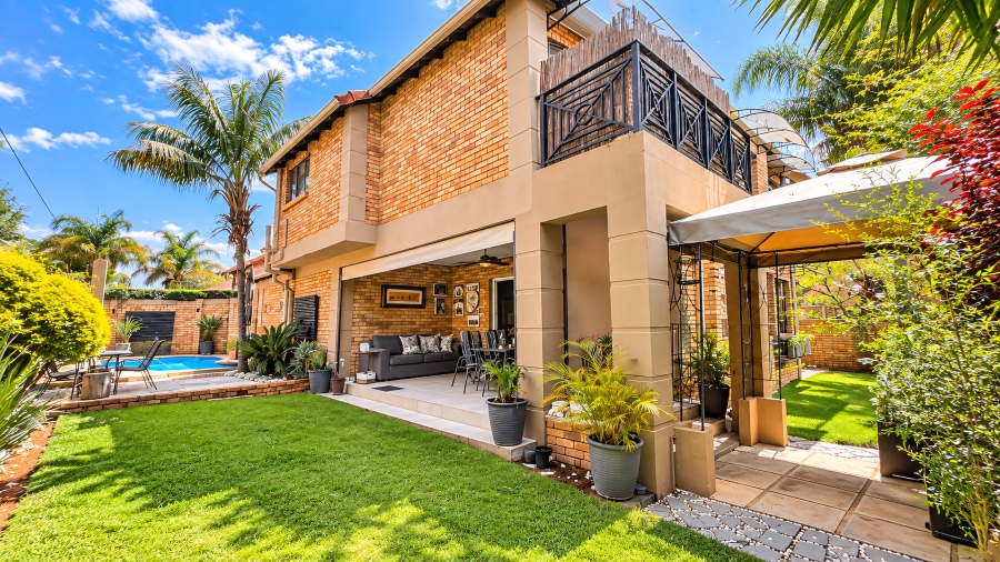 3 Bedroom Property for Sale in Beverley Gauteng