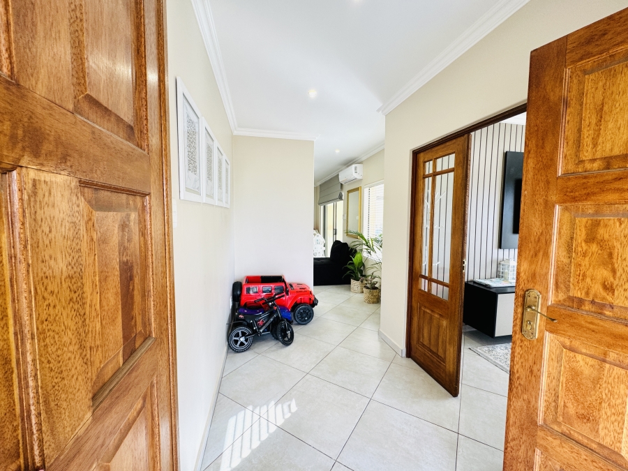 3 Bedroom Property for Sale in Thatchfield Estate Gauteng