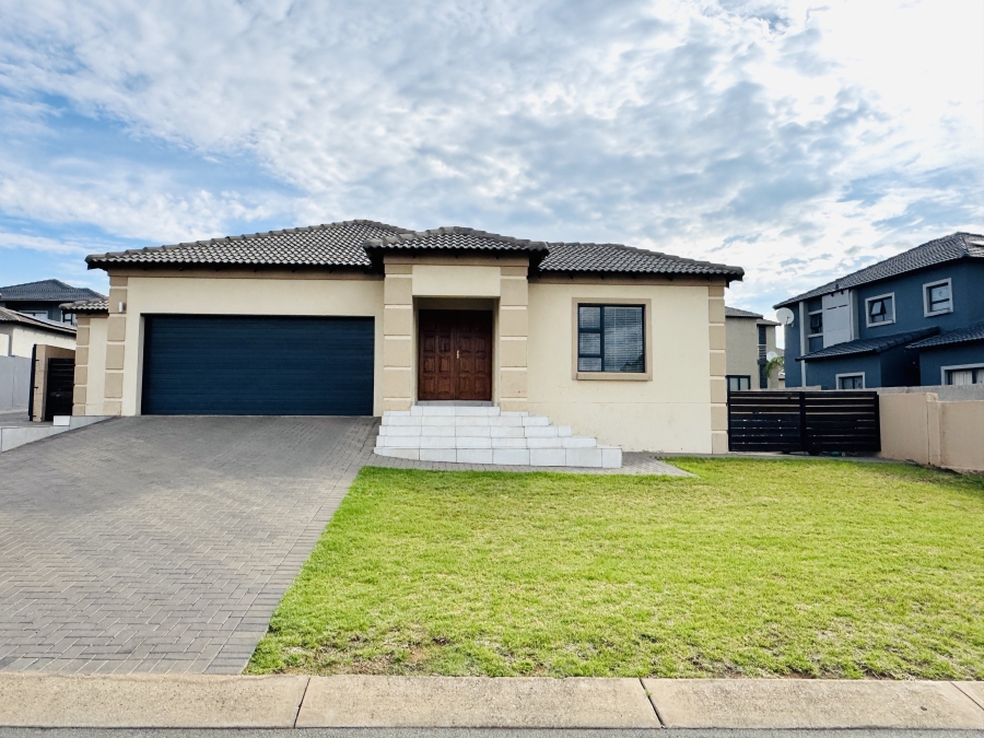 3 Bedroom Property for Sale in Thatchfield Estate Gauteng