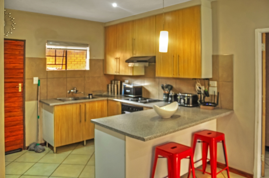 To Let 3 Bedroom Property for Rent in Noordwyk Gauteng