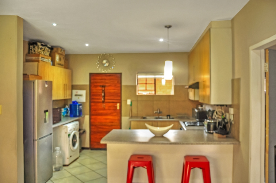 To Let 3 Bedroom Property for Rent in Noordwyk Gauteng