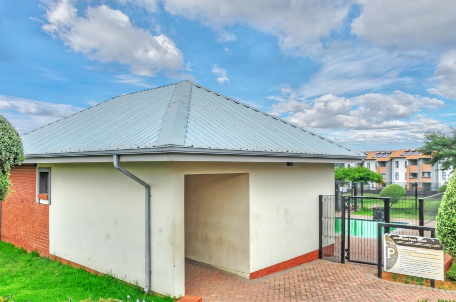 To Let 3 Bedroom Property for Rent in Noordwyk Gauteng