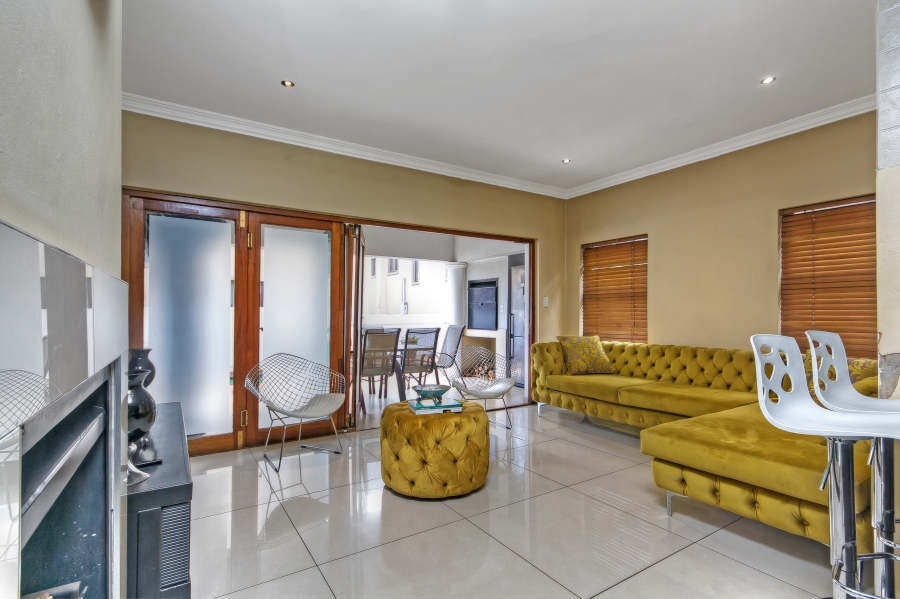 5 Bedroom Property for Sale in Summerset Gauteng