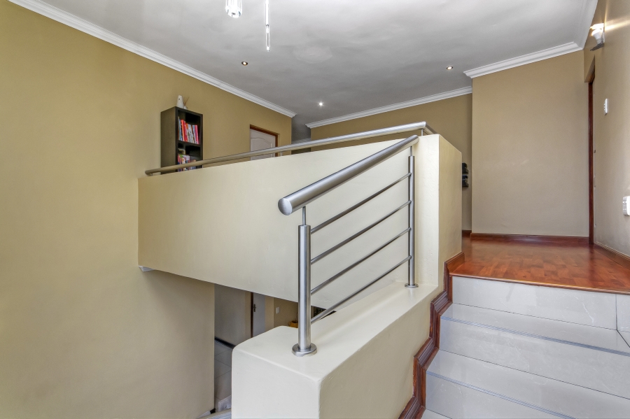 5 Bedroom Property for Sale in Summerset Gauteng