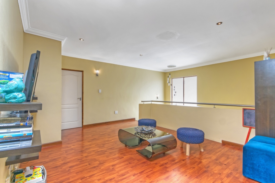 5 Bedroom Property for Sale in Summerset Gauteng