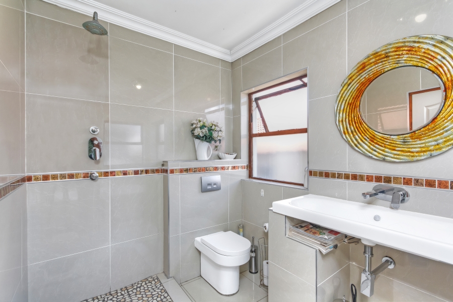 5 Bedroom Property for Sale in Summerset Gauteng