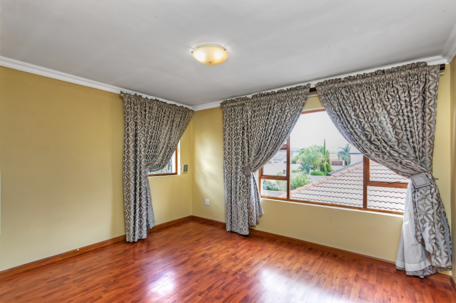 5 Bedroom Property for Sale in Summerset Gauteng