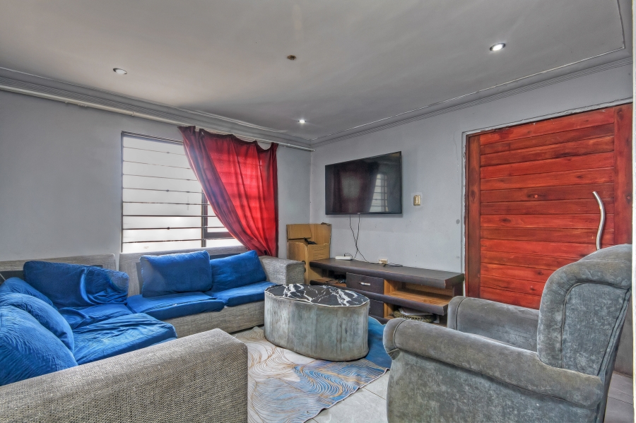 3 Bedroom Property for Sale in Protea Glen Gauteng