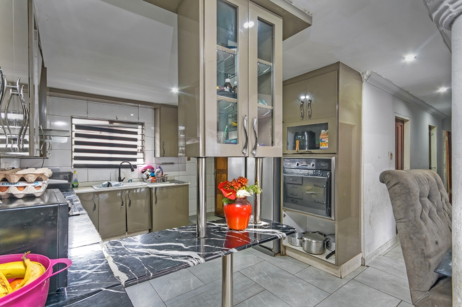 3 Bedroom Property for Sale in Protea Glen Gauteng