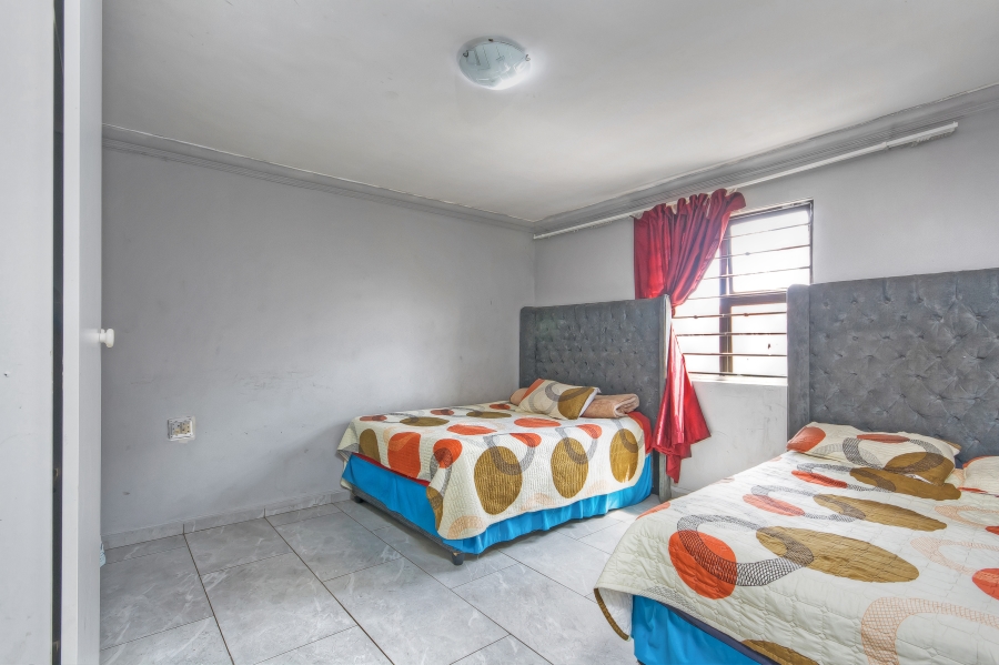 3 Bedroom Property for Sale in Protea Glen Gauteng