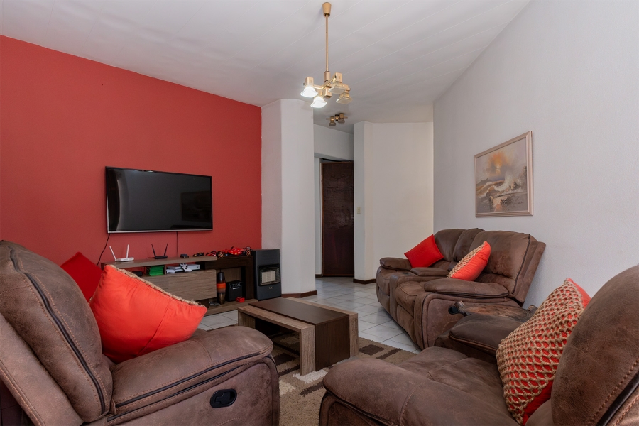 5 Bedroom Property for Sale in Pomona Gauteng