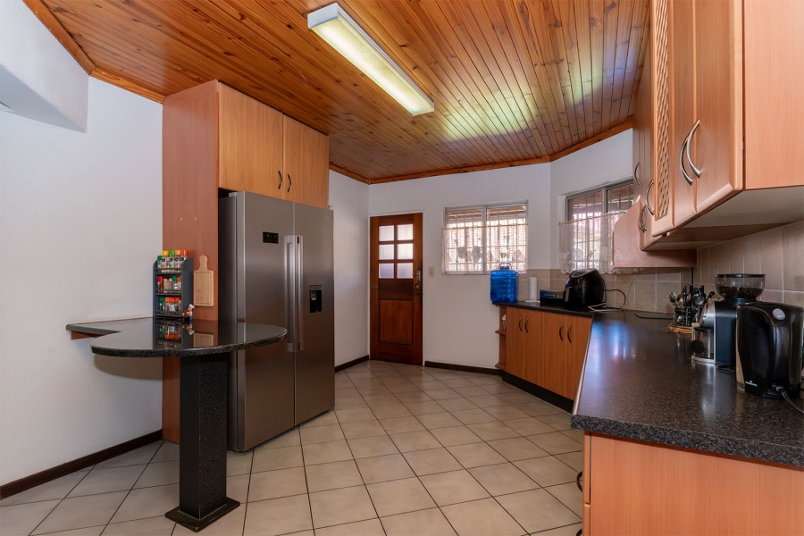 5 Bedroom Property for Sale in Pomona Gauteng
