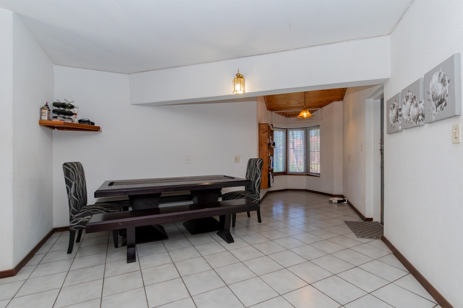5 Bedroom Property for Sale in Pomona Gauteng