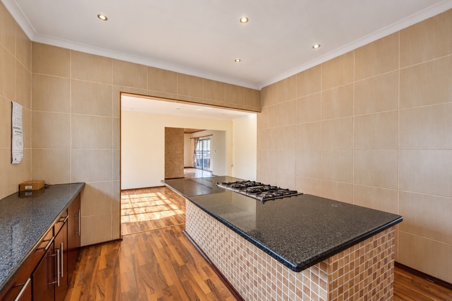 4 Bedroom Property for Sale in Lyttelton Manor Gauteng
