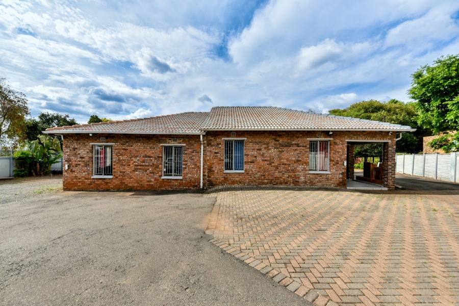 4 Bedroom Property for Sale in Lyttelton Manor Gauteng