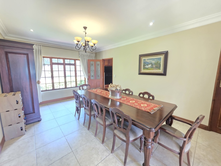 5 Bedroom Property for Sale in Waterkloof Ridge Gauteng
